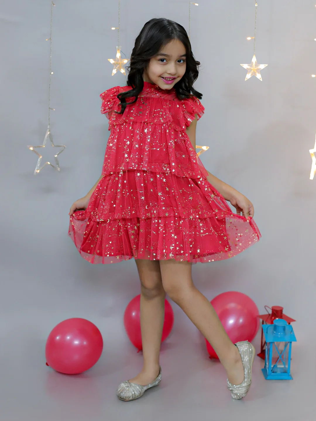 KIDSDEW SLEEVELESS LAYERED DRESS KNEE LENGTH STAR FOILED NET PARTY DRESS RED view 4