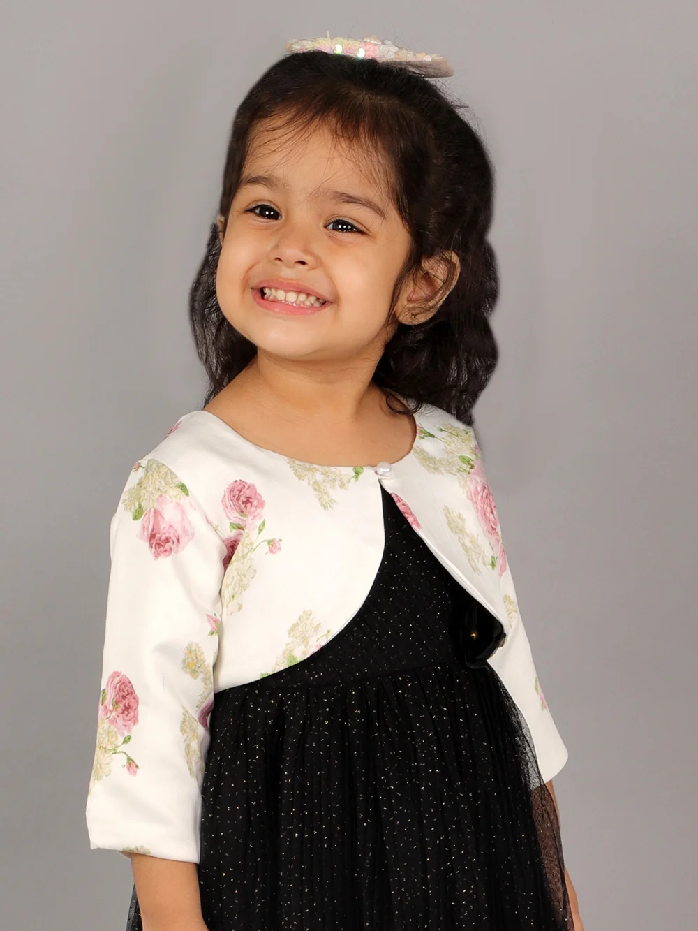 Trendy White Printed Scuba Quarter Sleeves Shrug