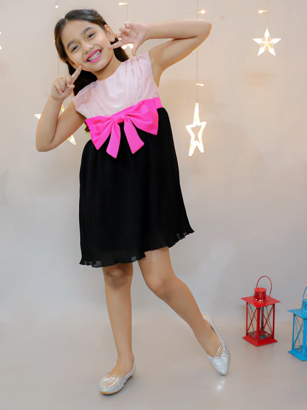 KIDSDEW SLEEVELESS PLEATED FUCHSIA BOW DRESS PINK AND BLACK