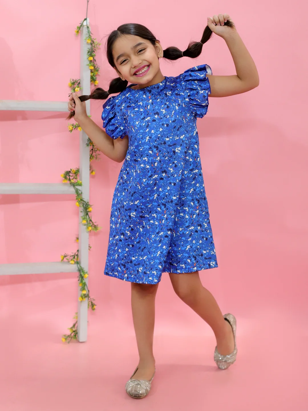 Flared sleeves all over printed A-Line knee length dress comes with concealed pockets blue view 5