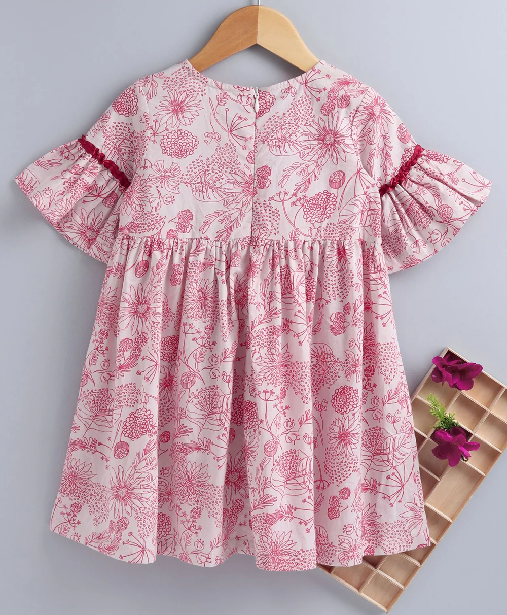 Adorable Floral Printed Girls’ Dress view 3