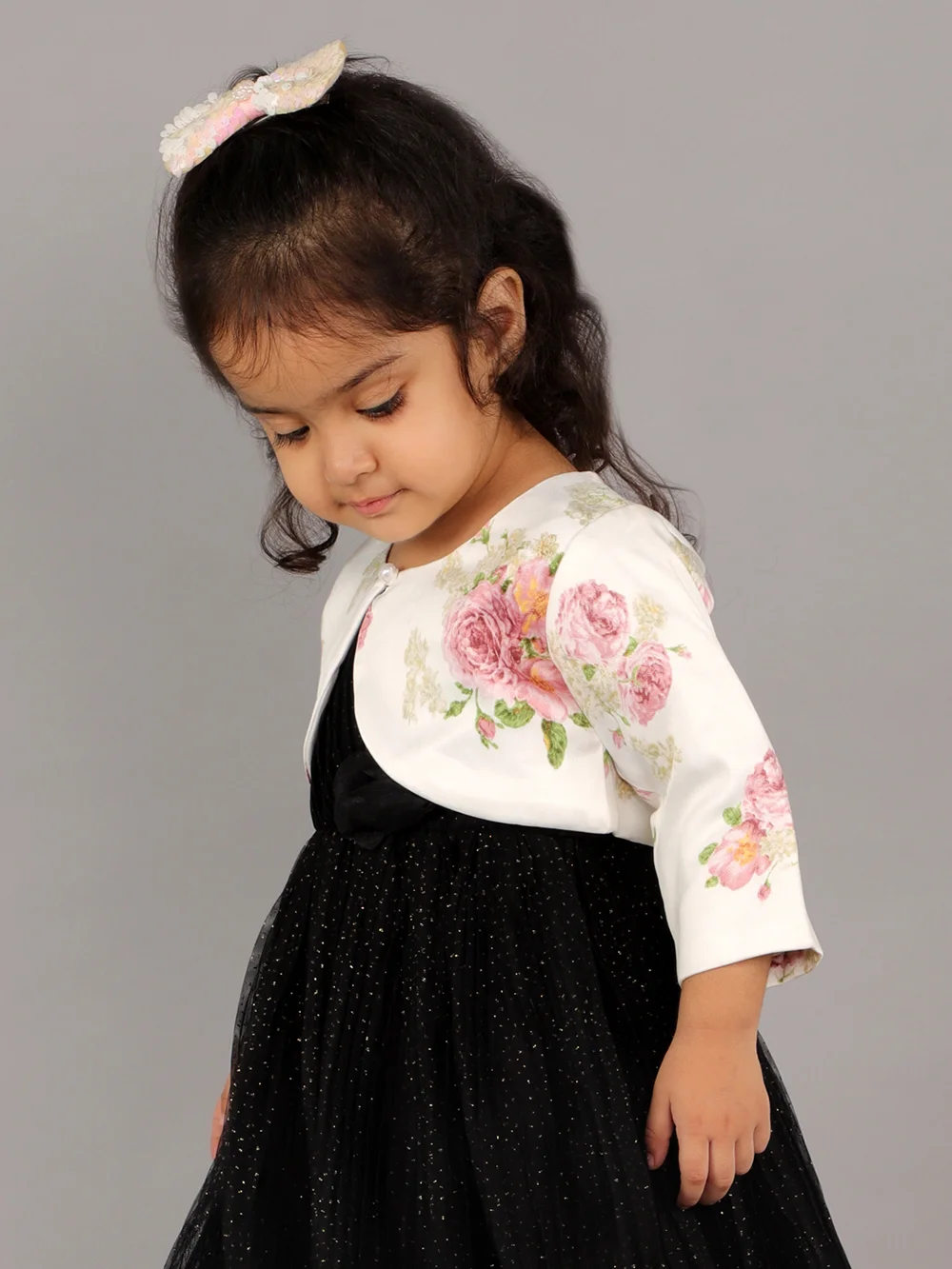 Trendy White Printed Scuba Quarter Sleeves Shrug view 3