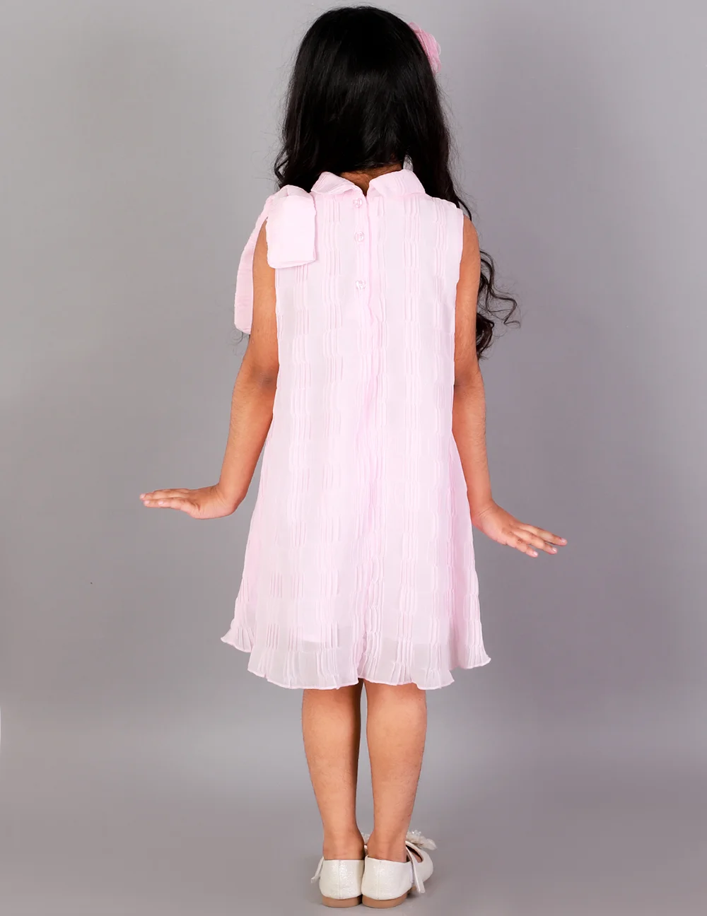 Stylish and Elegant Pink Pleated Dress view 4